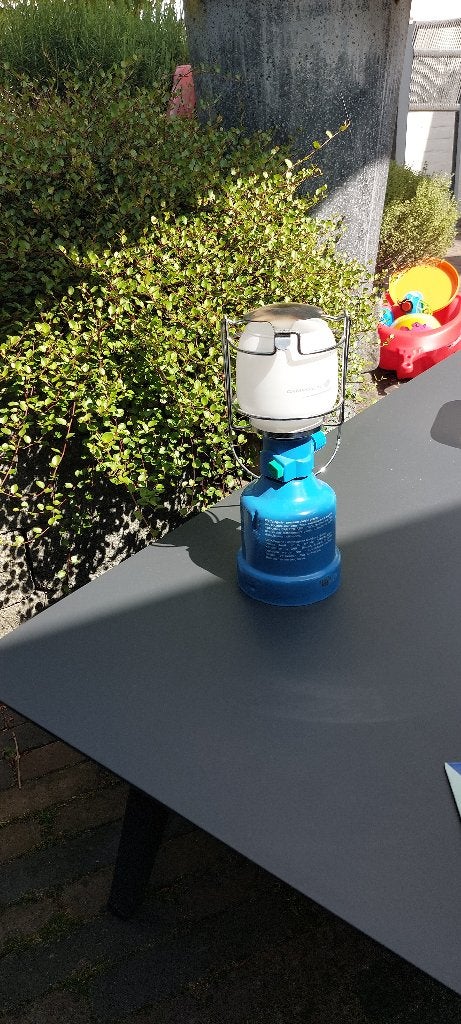 Campingaz Super Lumogaz PZ 206 gaslamp met gloeikousjes, Ophalen, Zo goed als nieuw