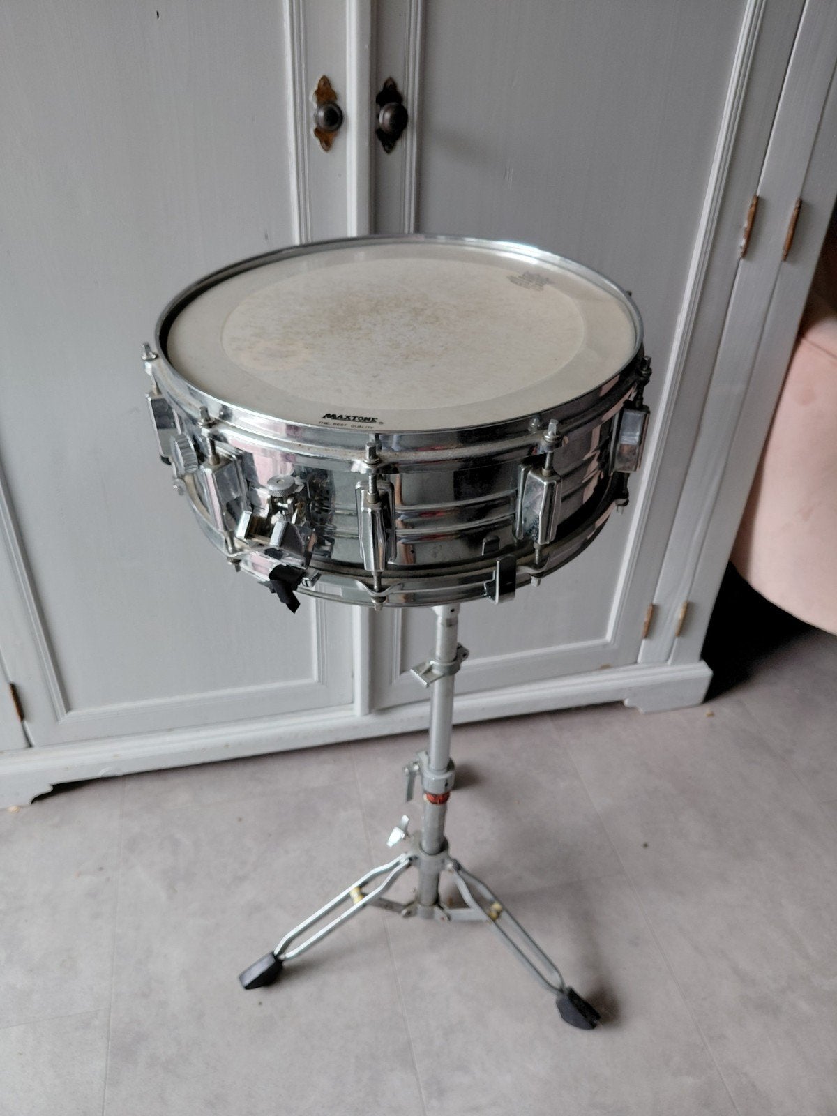 Snaredrum met standaard - Maxtone, Muziek en Instrumenten, Drumstellen en Slagwerk, Ophalen, Zo goed als nieuw, Overige merken