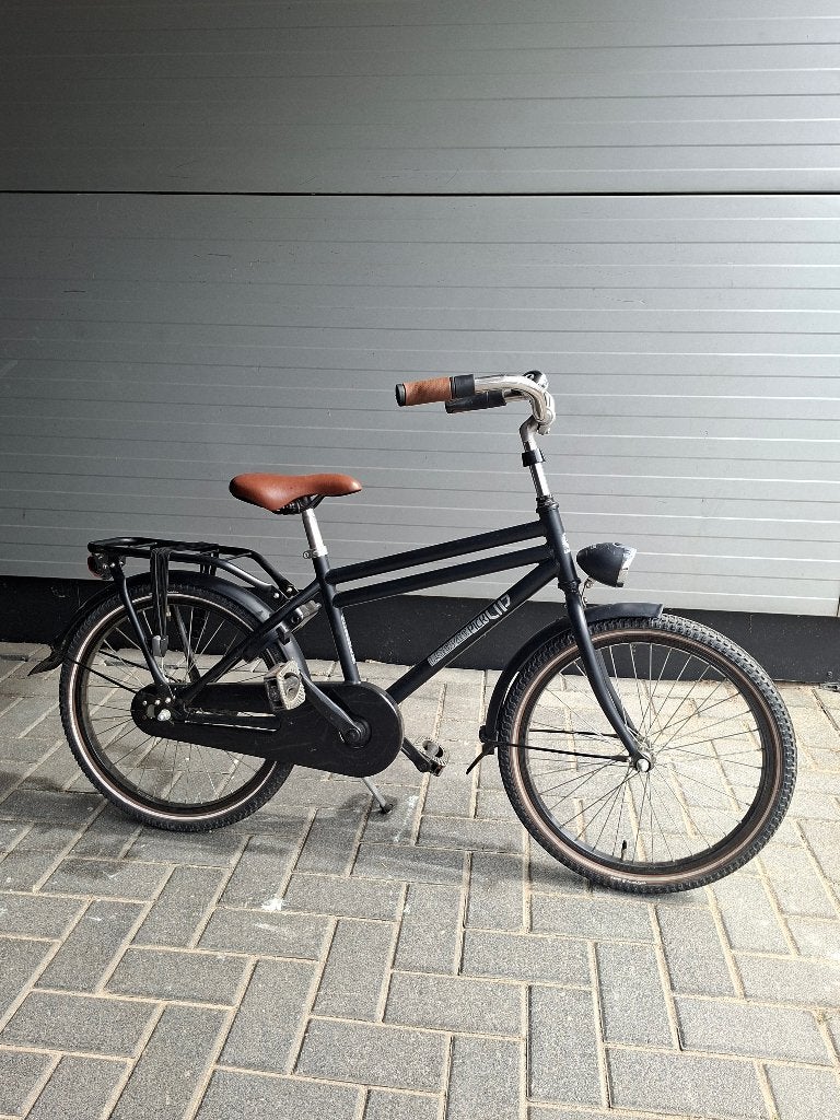 Loekie jongensfiets, Ophalen, Terugtraprem, Loekie, Zo goed als nieuw