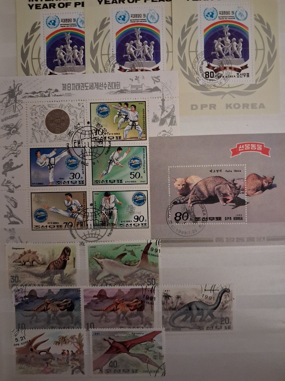 Noord Korea, Postzegels en Munten, Ophalen of Verzenden, Oost-Azië