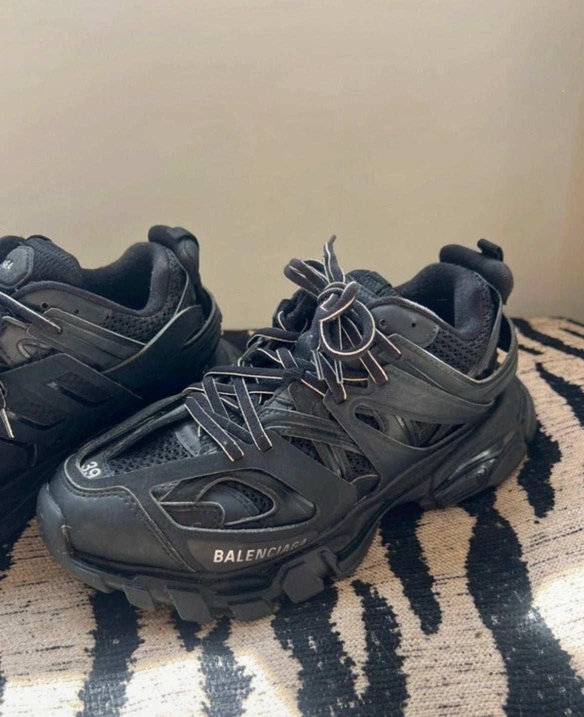 Balenciaga track schoenen, Kleding | Heren, Ophalen of Verzenden, Zo goed als nieuw, Zwart