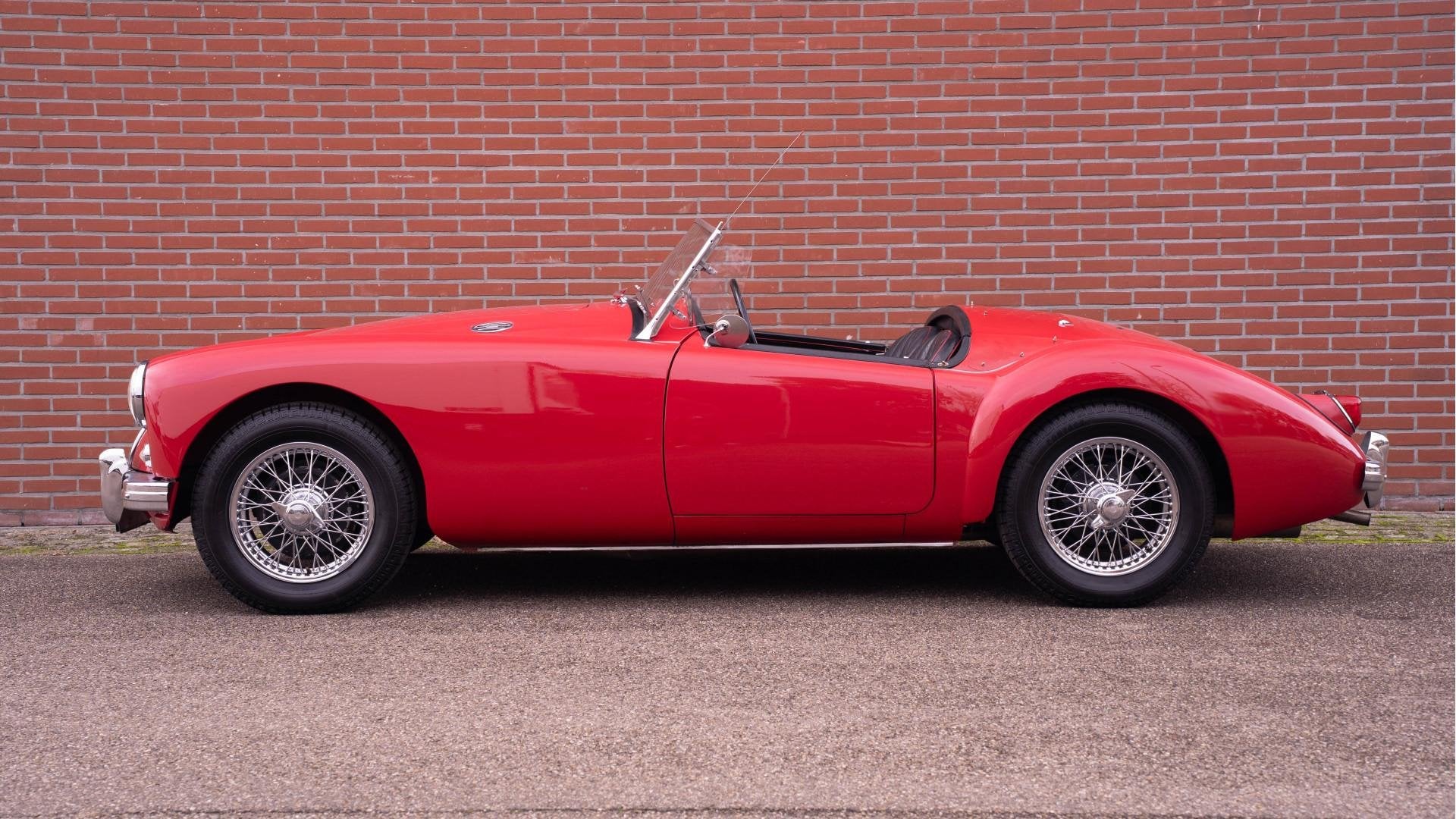 MG A A 1500 MK1 NETTE AUTO! UIT COLLECTIE Cabriolet, Auto's, Oldtimers, Stof, Zwart, Cabriolet, Origineel Nederlands