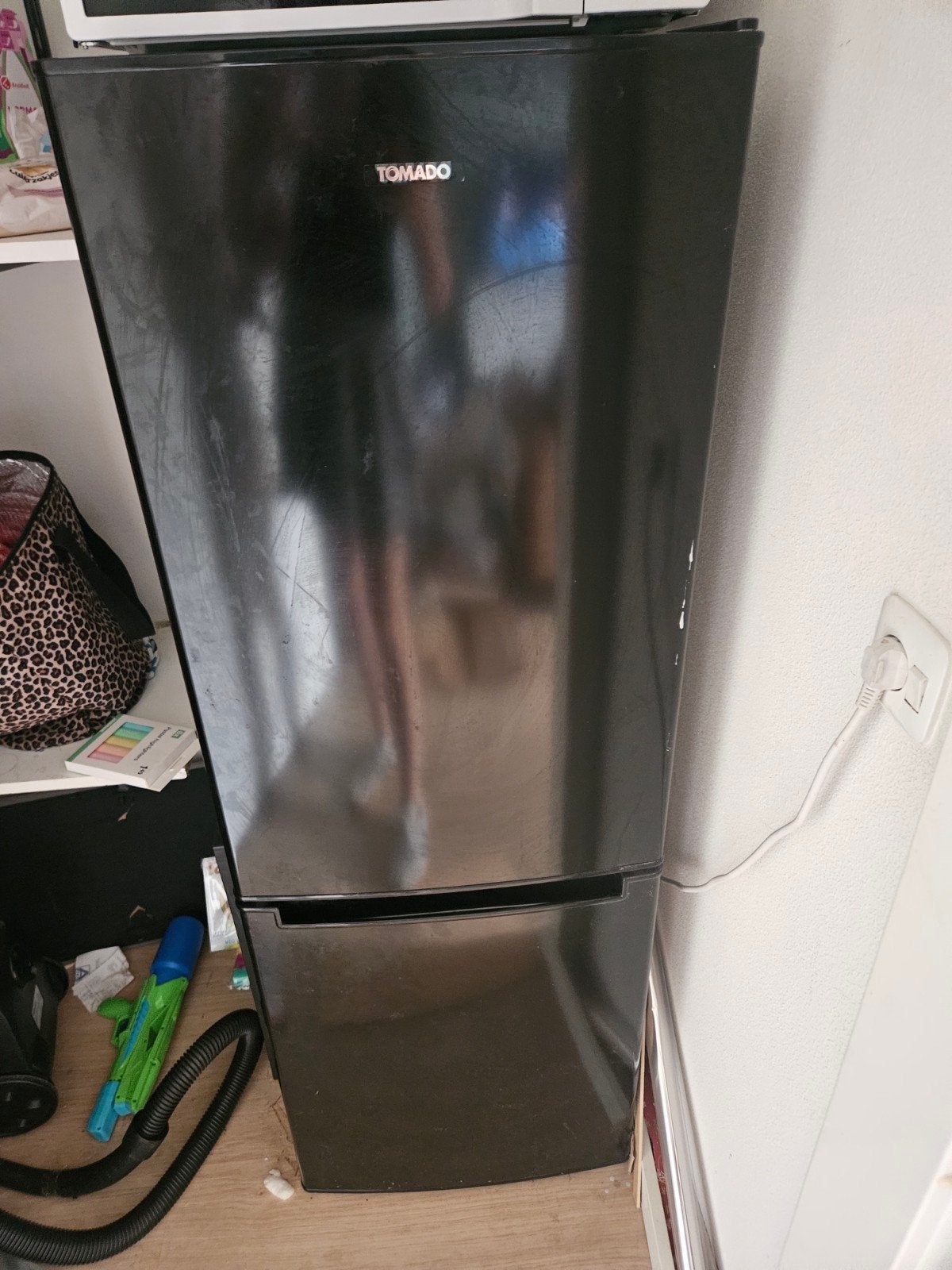 Koelkast  met vriesvak zwart, Witgoed en Apparatuur, Minder dan 75 liter, Ophalen, Gebruikt, Met vriesvak
