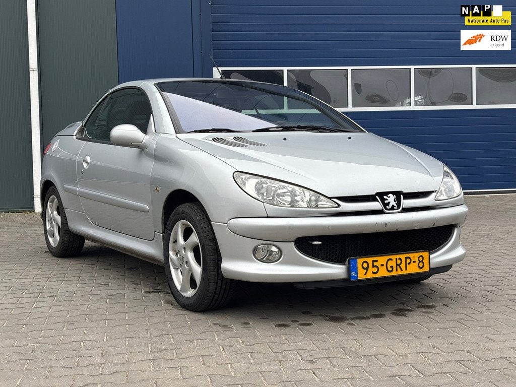 Peugeot 206 CC 1.6-16V, Voorwielaandrijving, Gebruikt, 4 cilinders, Cabriolet