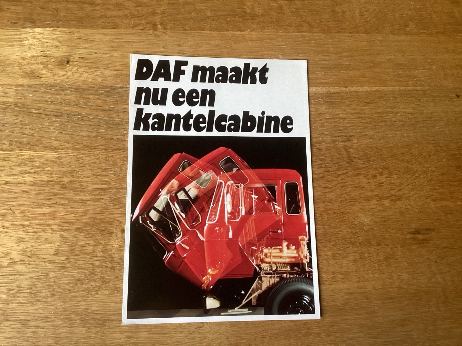 DAF maakt nu een kantelcabine - Originele brochure 1970, Ophalen of Verzenden, Gelezen, Overige merken