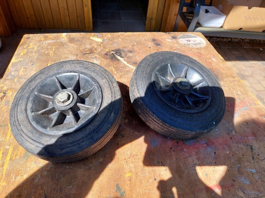 tuinfrees wieltjes, Ophalen, Gebruikt, Overige soorten, Onbekend