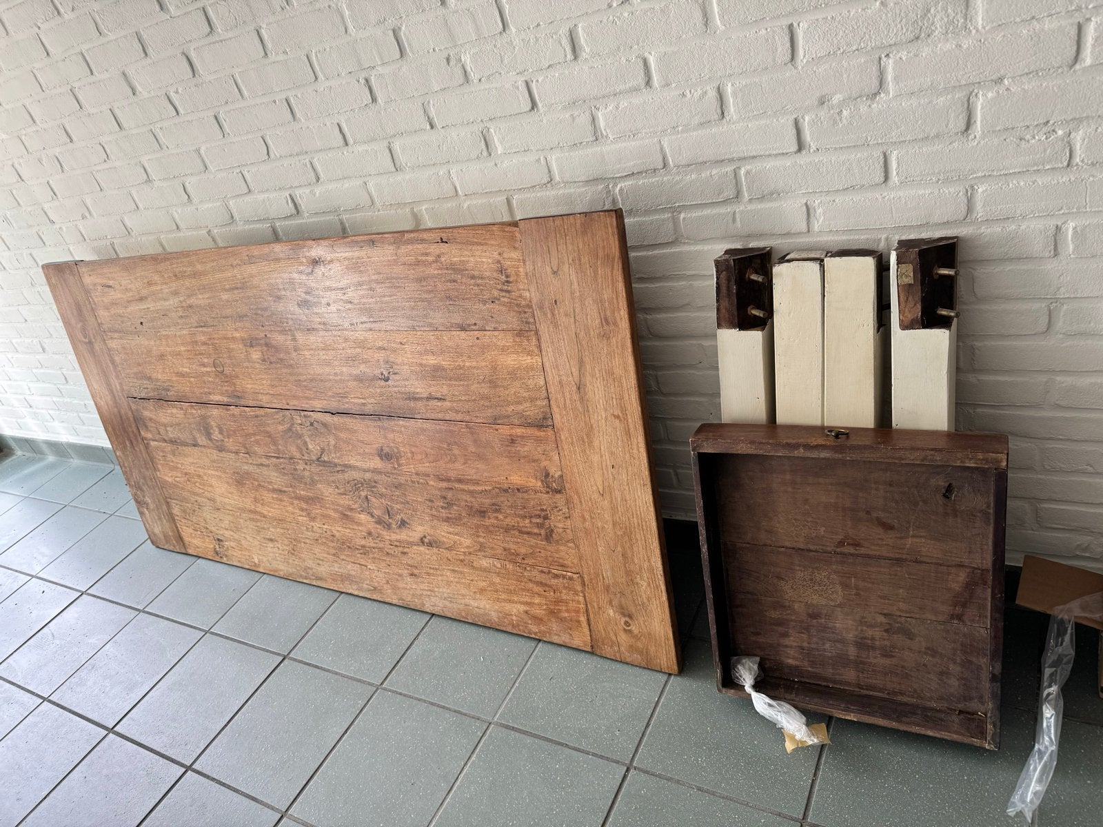 Robuuste houten eettafel - Tafelblad en poten, Ophalen, Gebruikt, 50 tot 100 cm, 150 tot 200 cm