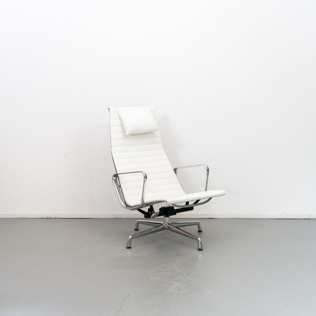 Vitra Eames EA 124 Fauteuil Wit Leer - Chroom, Niet ingevuld, Zo goed als nieuw, Niet ingevuld, Niet ingevuld