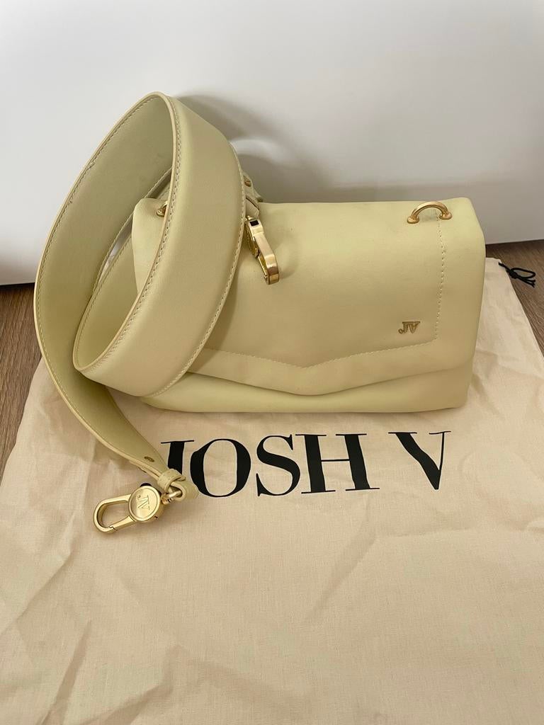 Josh V Schoudertas Pistache met Gouden Details, Sieraden, Tassen en Uiterlijk, Tassen | Schoudertassen, Ophalen of Verzenden, Zo goed als nieuw