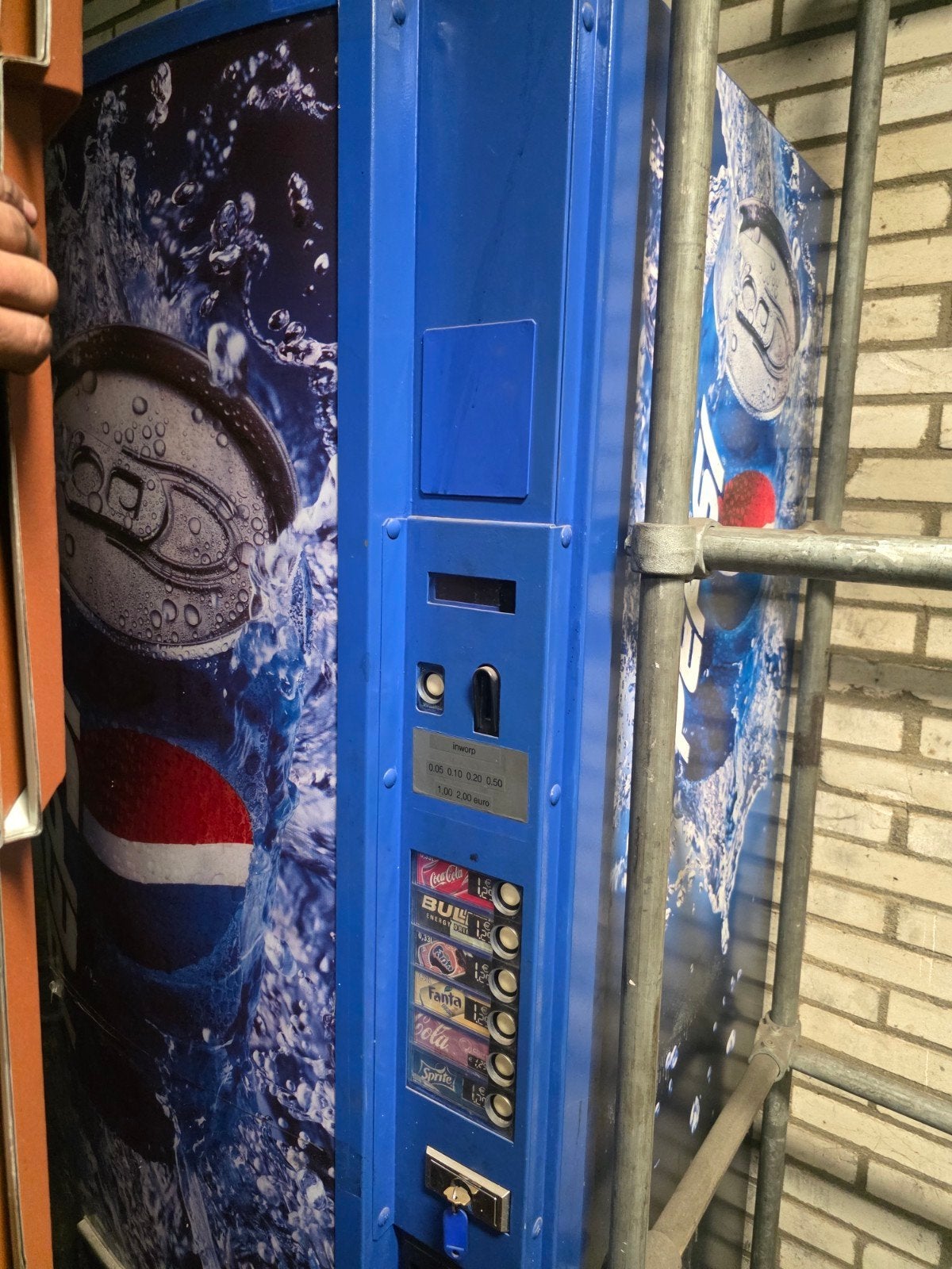 Pepsi frisdrankautomaat - Diverse dranken, Ophalen, Zo goed als nieuw