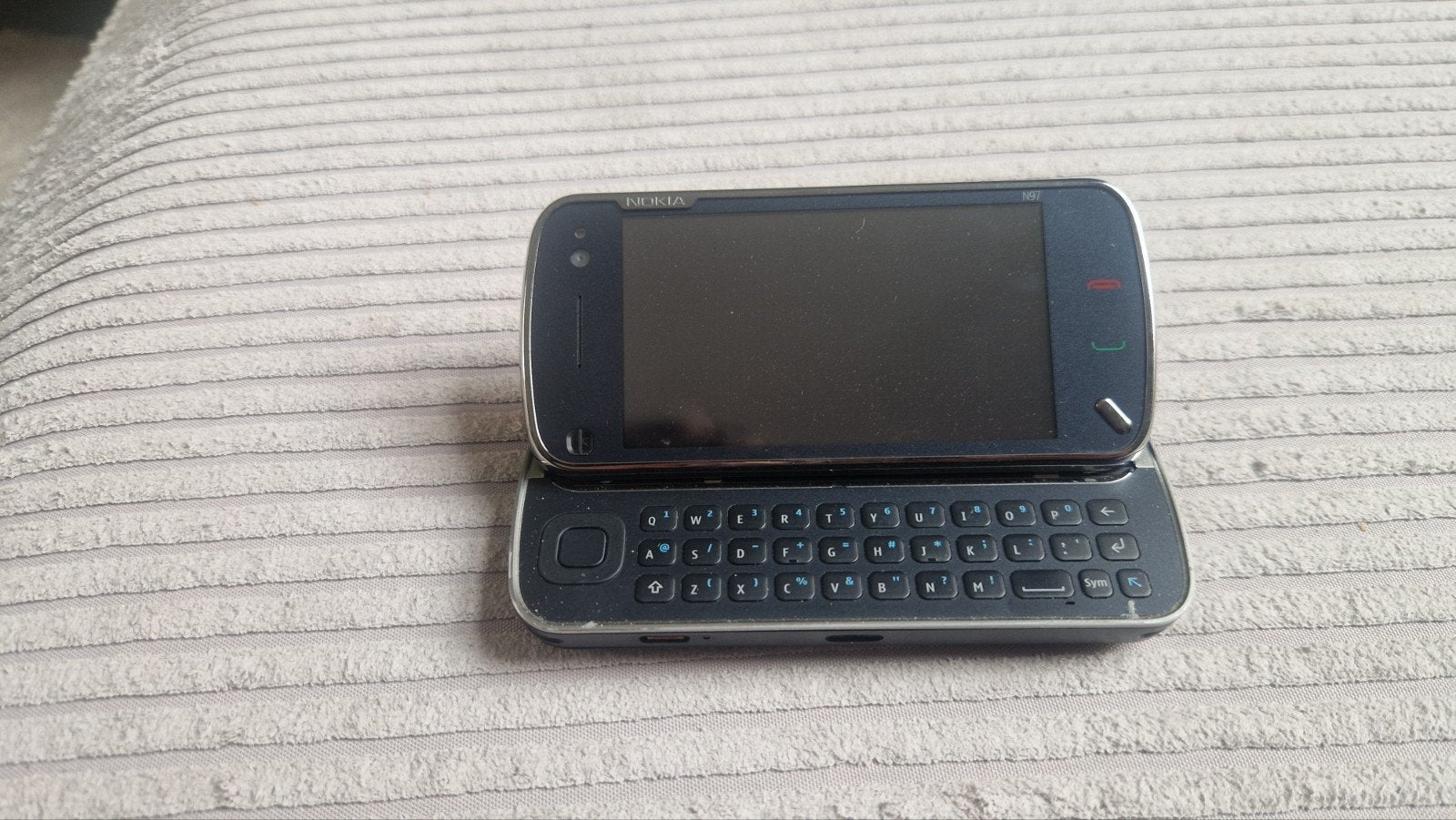 Nokia N97, Telecommunicatie, Gebruikt, Schuifmodel, Zwart, 3 tot 6 megapixel