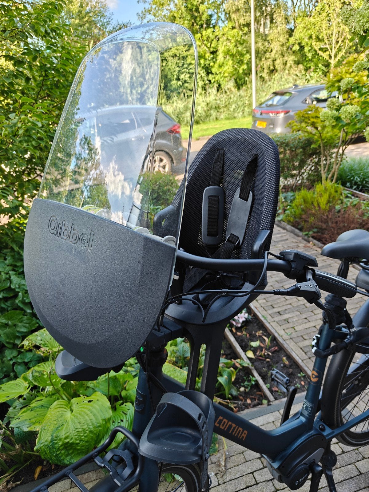 Qibbel Air Midnight Black fietsstoel met scherm en toybar, Ophalen, Voorzitje, Qibbel, 0 t/m 13 kg