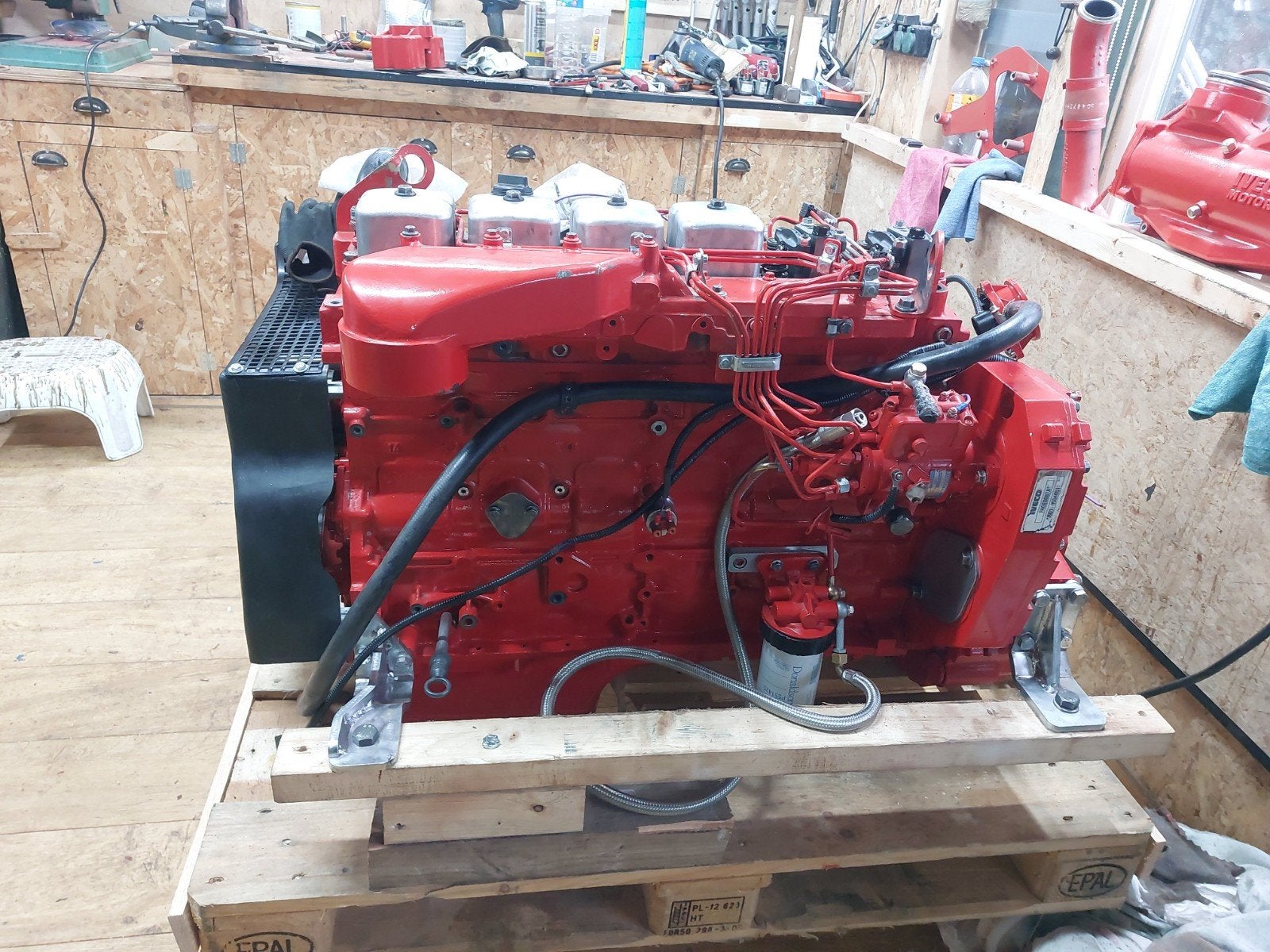 iveco  n67 diesel motor 300pk, Watersport en Boten, Buiten- en Binnenboordmotoren, Ophalen, Binnenboordmotor, Diesel, Zo goed als nieuw