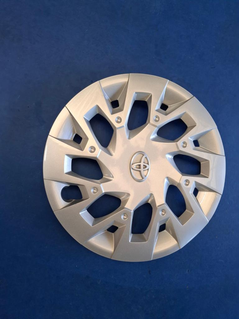 Toyota aygo 15 inch wieldoppen, Ophalen of Verzenden, Gebruikt
