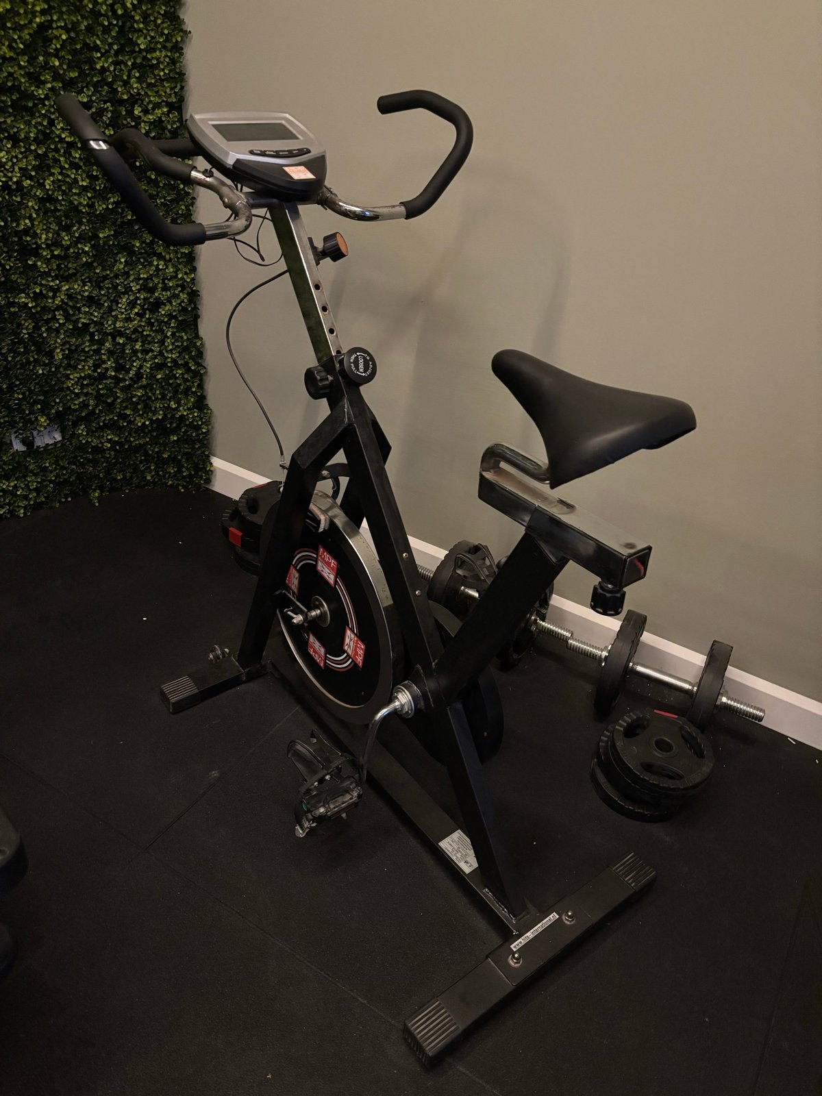 Hometrainer - fiets fitness, Sport en Fitness, Ophalen, Gebruikt, Metaal, Benen