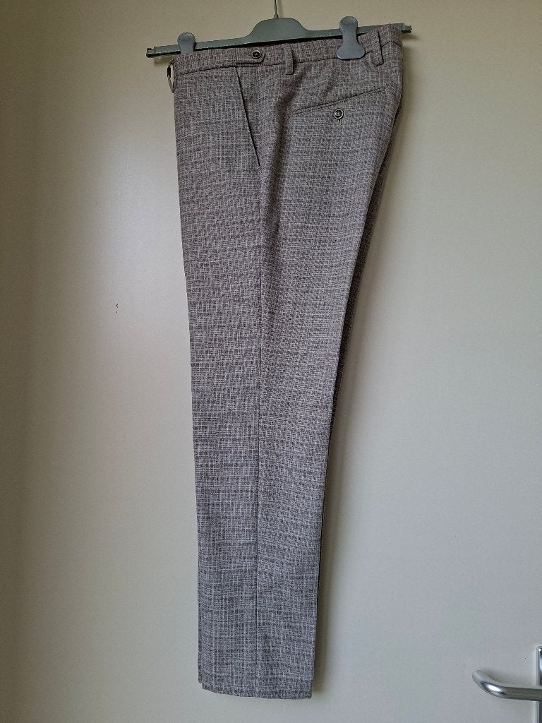 heren pantalon W31, Ophalen, Overige maten, Zo goed als nieuw, Grijs