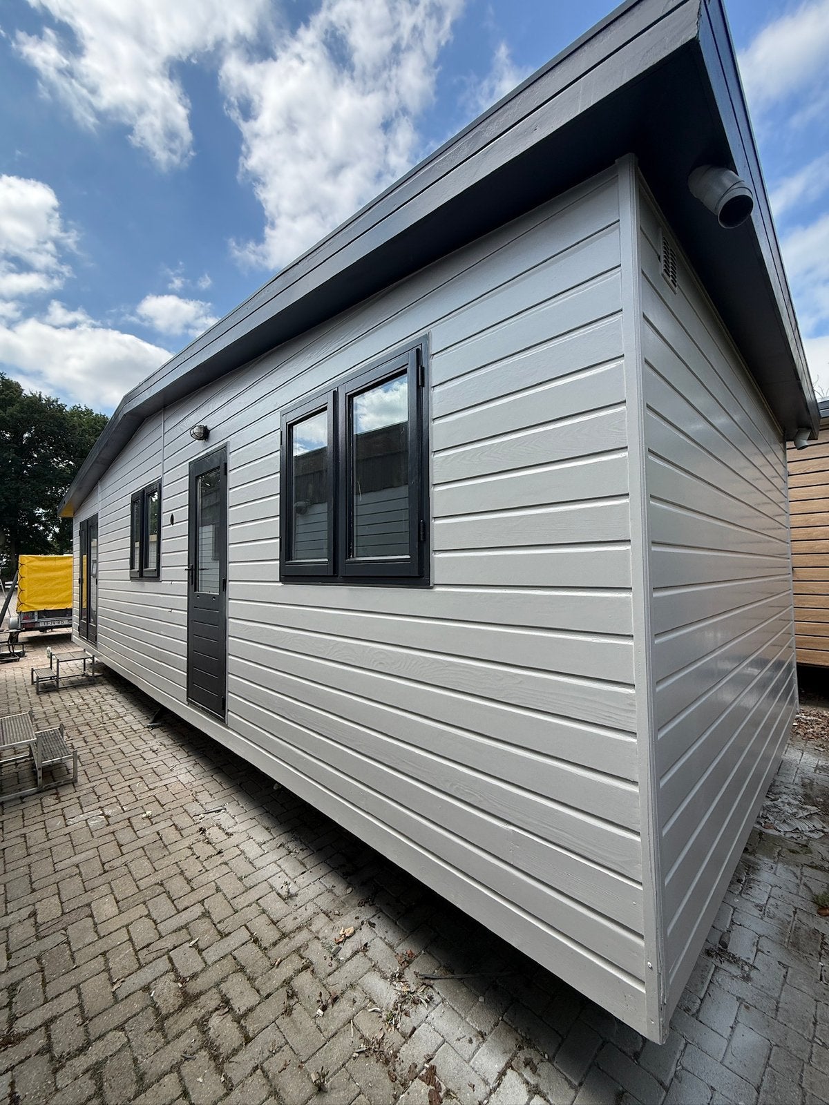 Chalet inclusief transport, Caravans en Kamperen, Stacaravans, tot en met 4, Ophalen of Verzenden