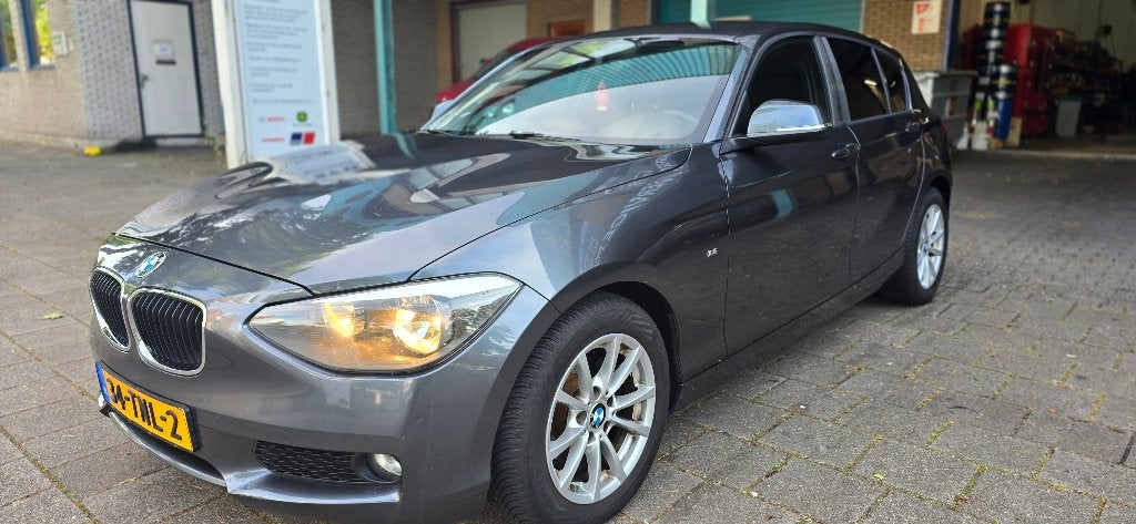 BMW 1-Serie 116I 100KW 5DR Aut8 2012 Grijs, Auto's, BMW, Particulier, 1-Serie, ABS, Airconditioning, Bluetooth, Boordcomputer