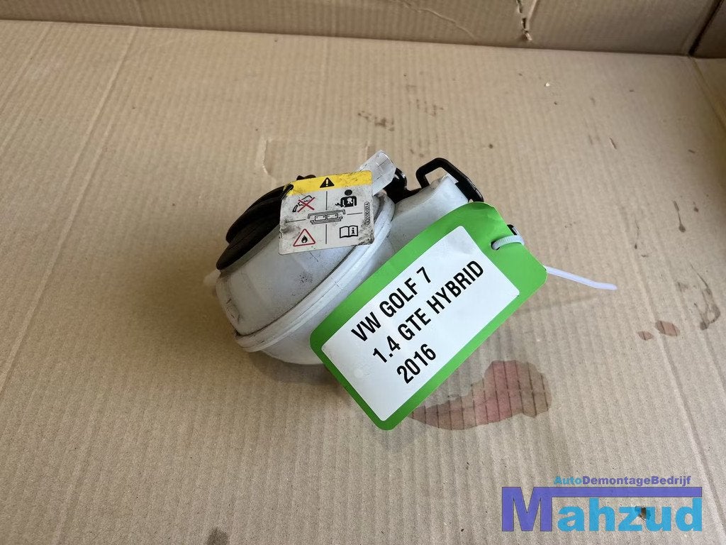 VW GOLF 7 1.4 GTE Koelvloeistof reservoir tank 2012-2019, Auto-onderdelen, Gebruikt, Volkswagen, Volkswagen AG, Berliner Ring 2
38440  Wolfsburg, DE