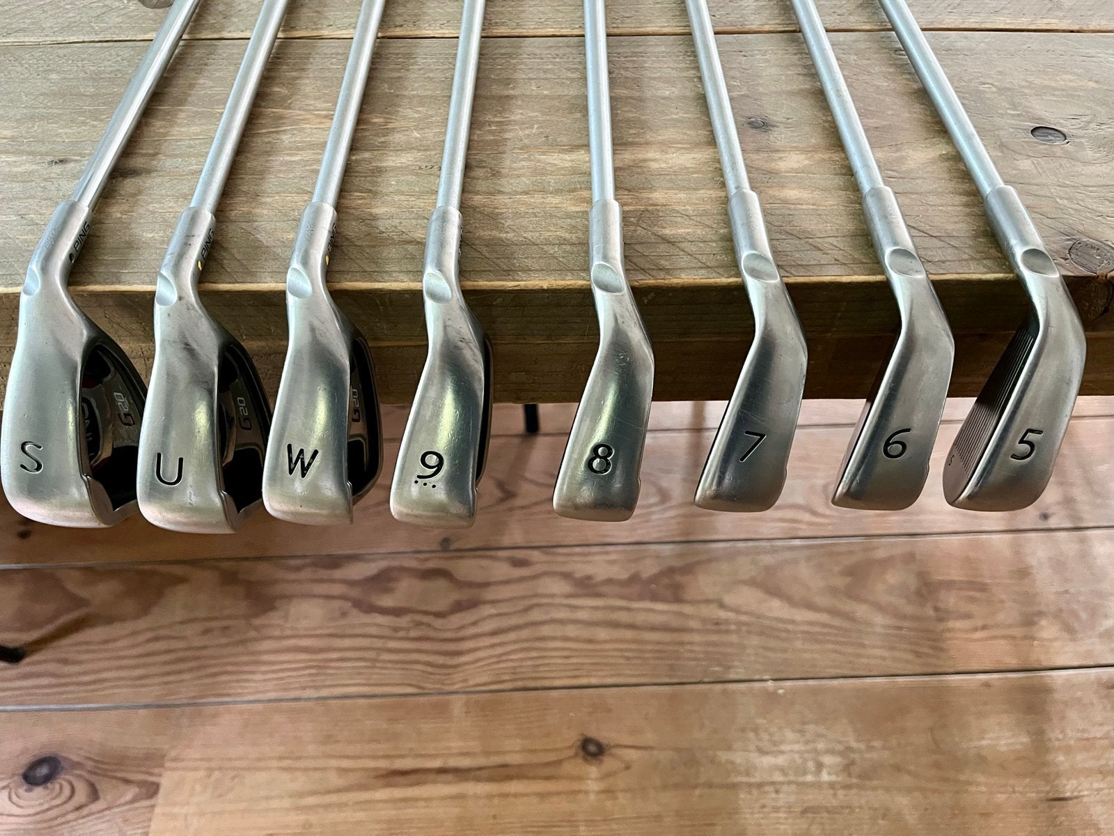 Foto 2 van Complete Golfset: Ping G20 ijzers, TaylorMade woods en hybr
