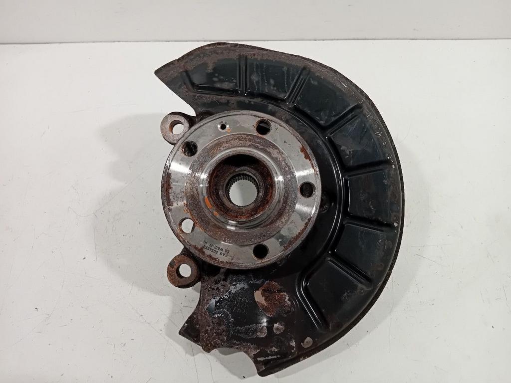 Wielnaaf links voor Audi A3, Onderdelen@venauto.nl, Van der Ven Autorecycling B.V., Gebruikt, Ettenseweg 76, 4706 PB Roosendaal, The Netherlands