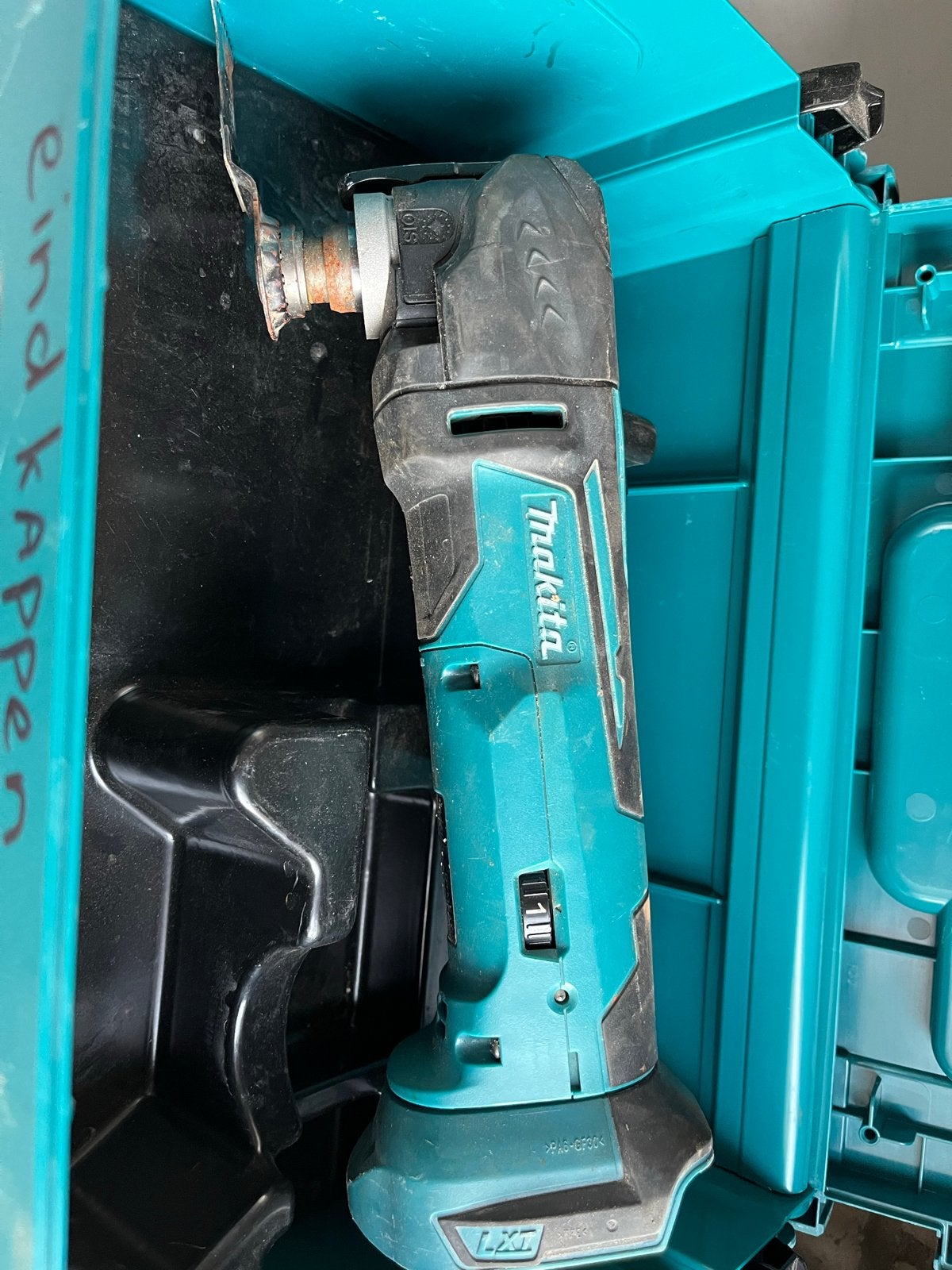 Makita DTM51 Multitool 18V - Zo goed als nieuw, Ophalen of Verzenden, Zo goed als nieuw, Multitool, Makita