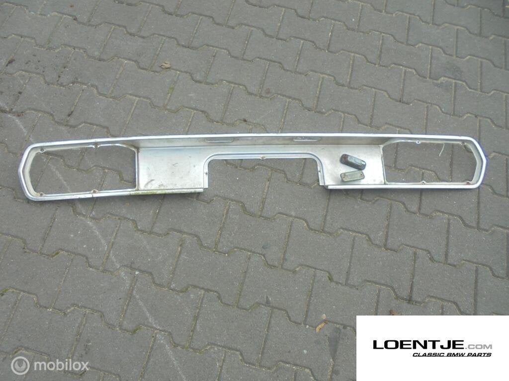 chromen plaat rond de achterlichten BMW e3 2500 2800 3.0 etc, Gebruikt, Ophalen of Verzenden, BMW