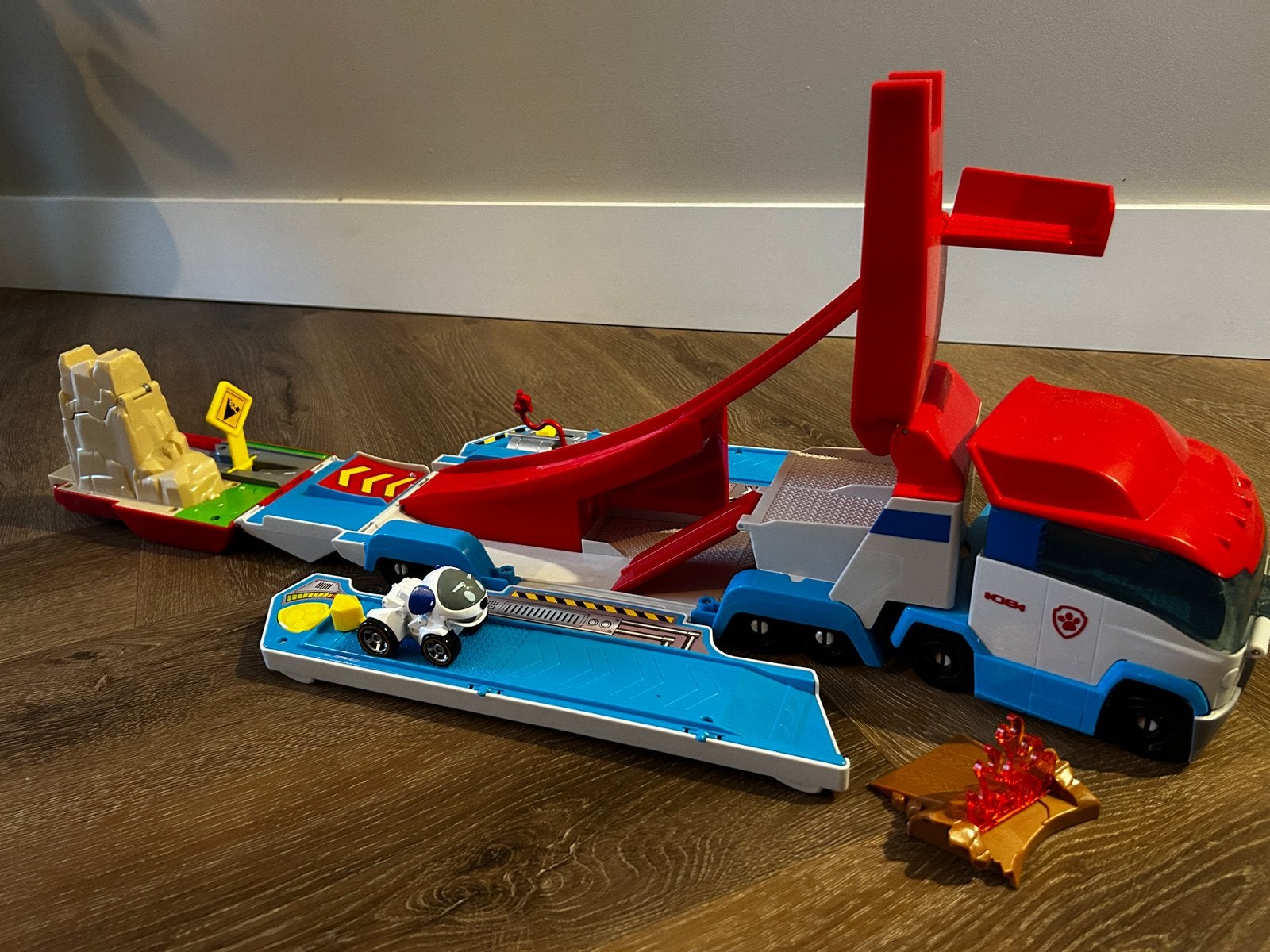 PAW Patrol - Launch'N Haul PAW Patroller, Kinderen en Baby's, Ophalen, Zo goed als nieuw