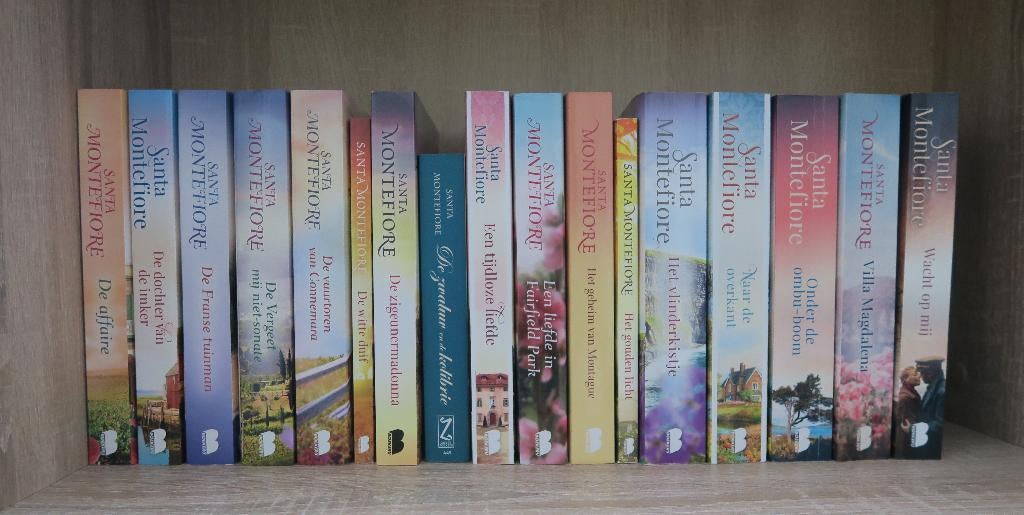 Een zeer grote collectie 26 boeken van Santa Montefiore, Boeken, Romans, Zo goed als nieuw, Ophalen of Verzenden