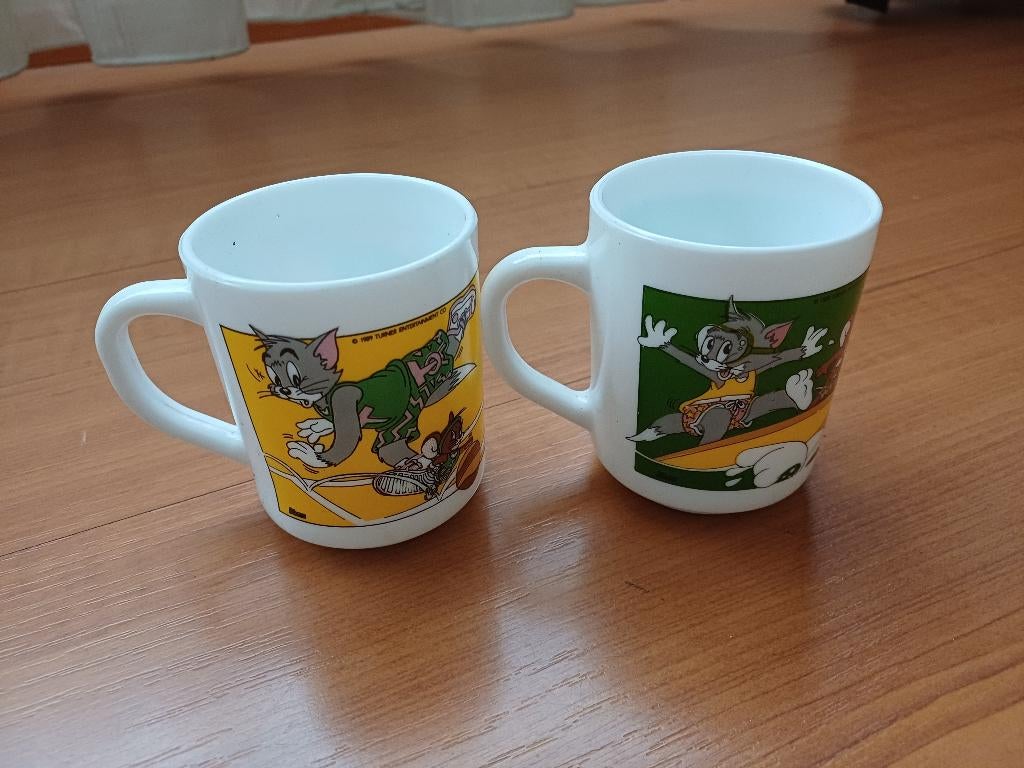 2 vintage Arcopal France Dixan Tom & Jerry mokken 1989, Ophalen of Verzenden, Overige figuren, Zo goed als nieuw, Gebruiksvoorwerp
