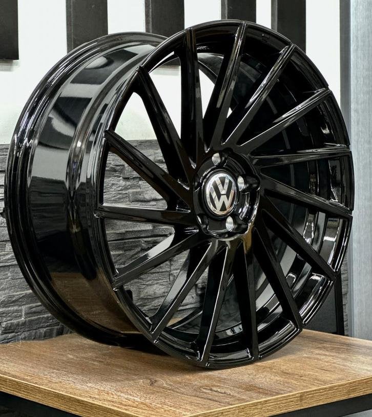 VW Golf Caddy Audi R style velgen twist 18 19 inch zwart, Auto-onderdelen, Banden en Velgen, Velg(en), Niet ingevuld, Nieuw, Ophalen of Verzenden