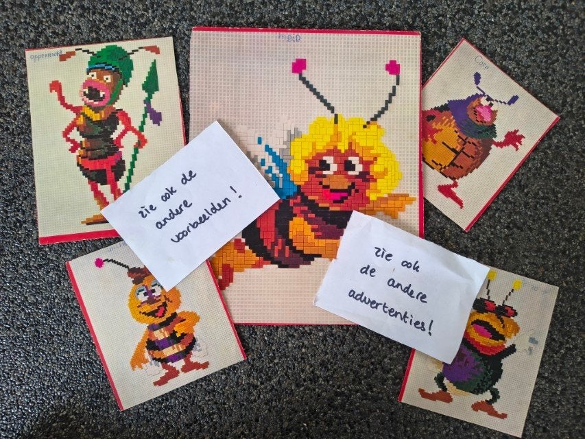 * Ministeck Maya de Bij karton voorbeelden 80’s *, Verzenden, Gebruikt, Overige typen