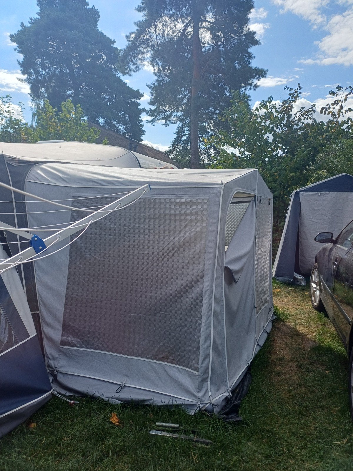 Isabella voortent uitbouw met slaapcabine, 2.40x1.30m, Ophalen