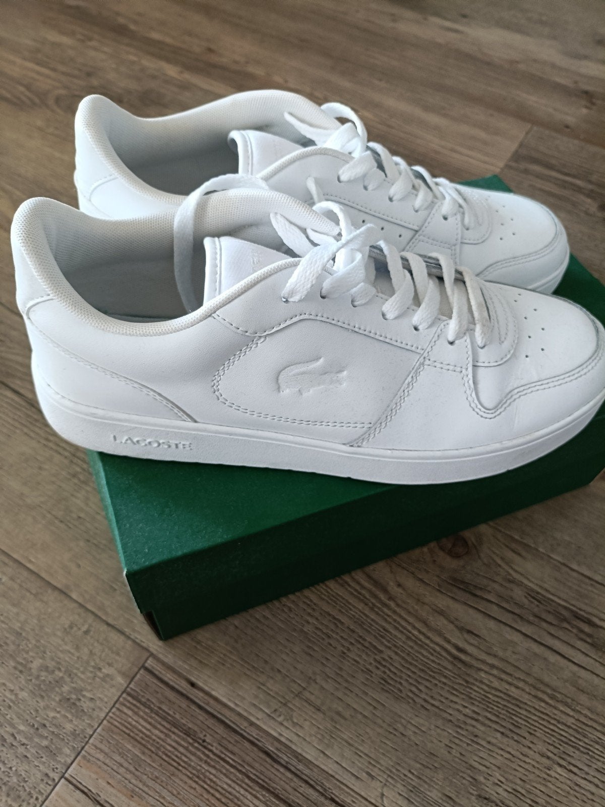 Te koop Lacoste Sneakers, Kleding | Heren, Ophalen of Verzenden, Zo goed als nieuw, Wit, Lacoste