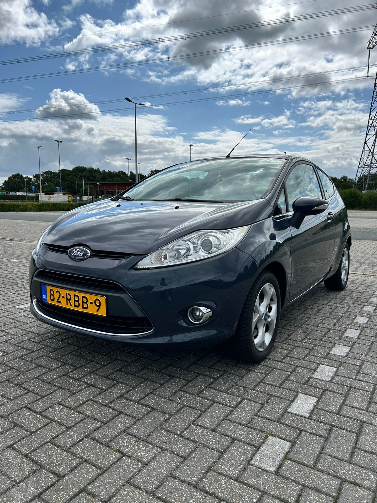 Ford Fiësta 1.25 44KW 3DR 2011 Grijs, Voorwielaandrijving, Stof, 4 cilinders, 60 pk