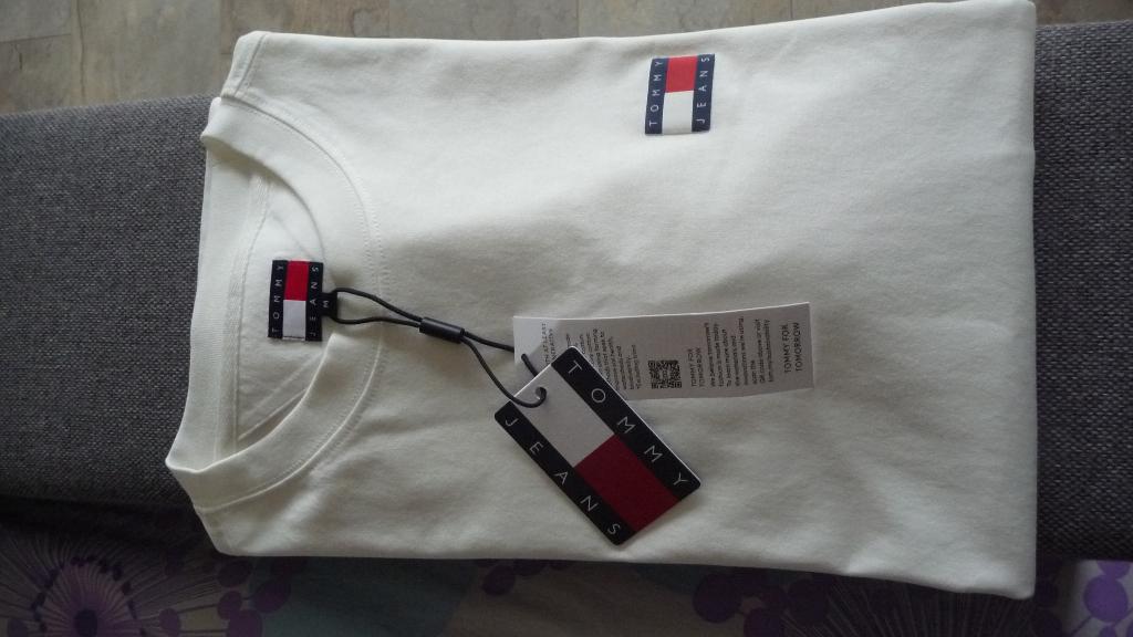 T-SHIRT L. MOUW TOMMY JEANS - M, Maat 48/50 (M), Wit, Nieuw, Ophalen of Verzenden