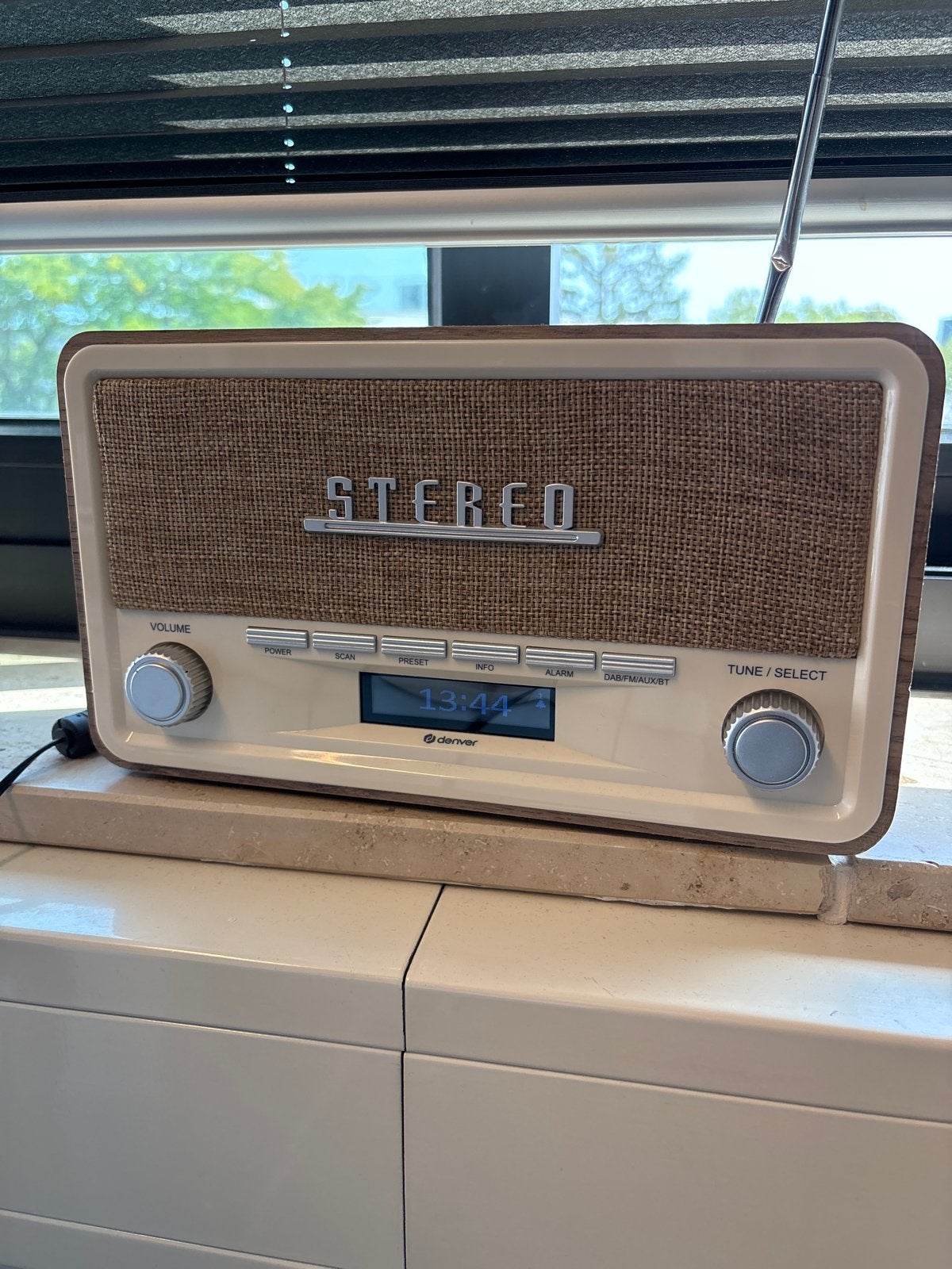 Denver Stereo Radio met DAB+/FM en Bluetooth, Ophalen of Verzenden, Zo goed als nieuw, Radio