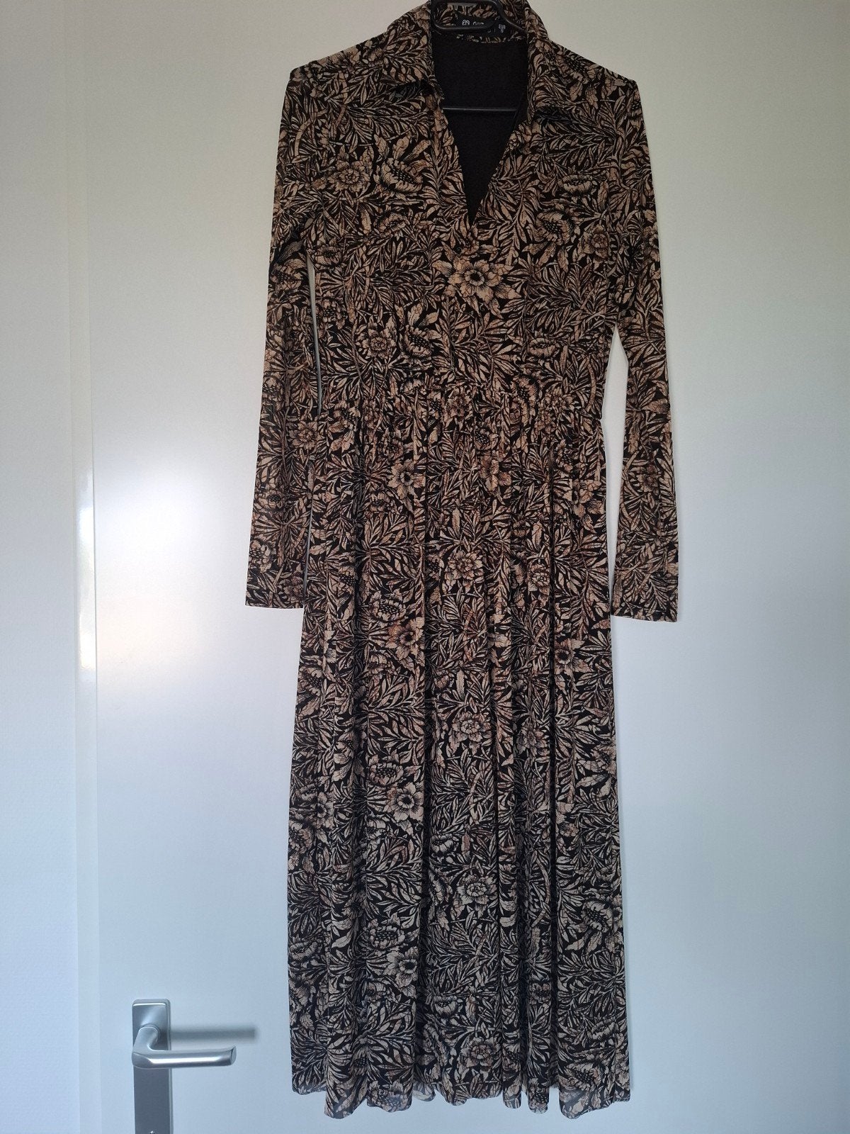 Guts & Gusto jurk beige zwart mesh bloemen maat S, Kleding | Dames, Guts & Gusto, Beige, Ophalen of Verzenden, Zo goed als nieuw