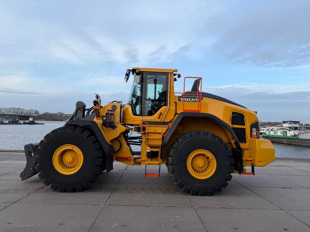 Volvo L180 H2 DEMO 150 HOURS! (bj 2024), Wiellader of Shovel
