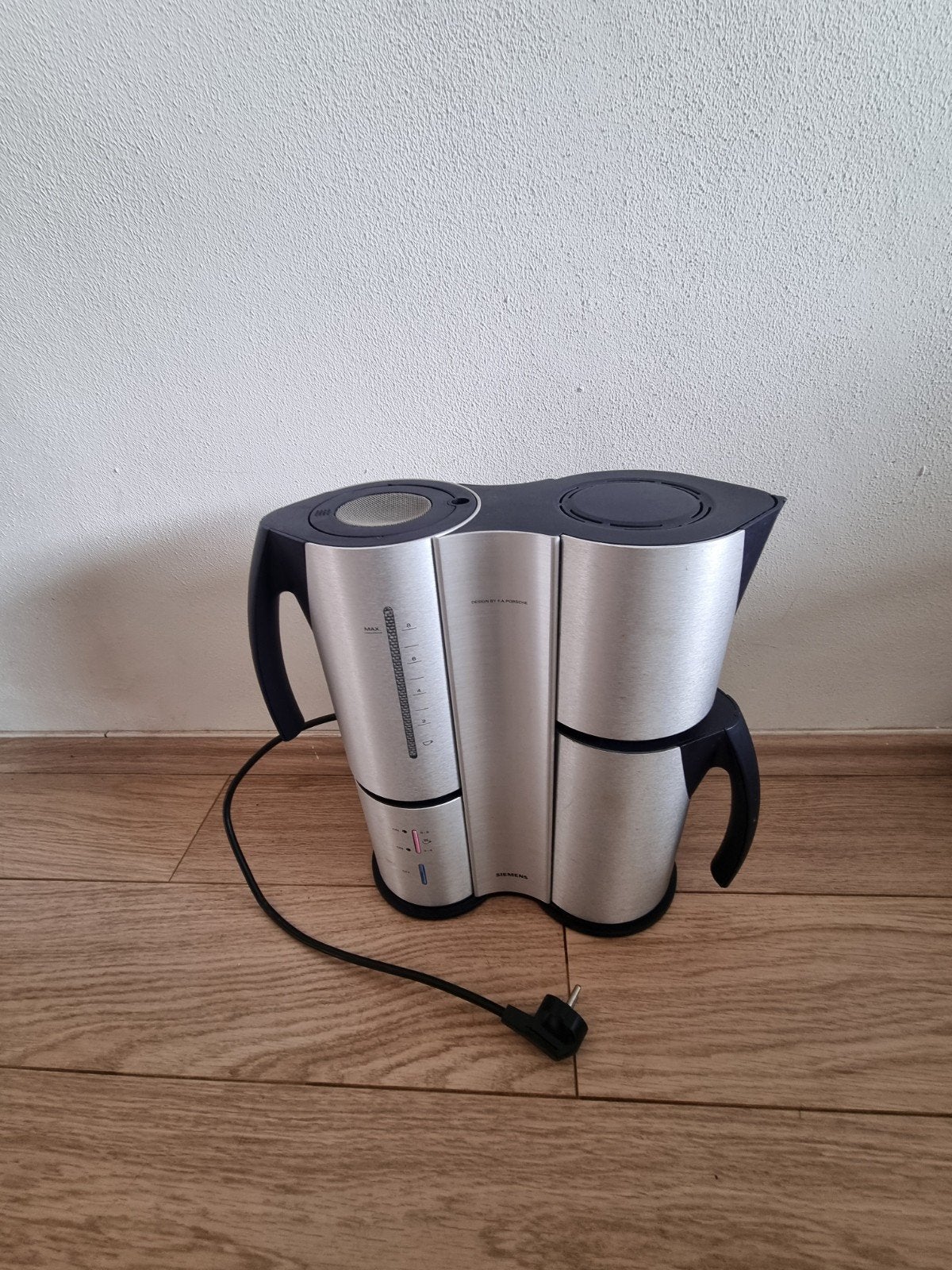 Siemens koffiezetapparaat bij porsche design, Ophalen of Verzenden, Koffiemachine