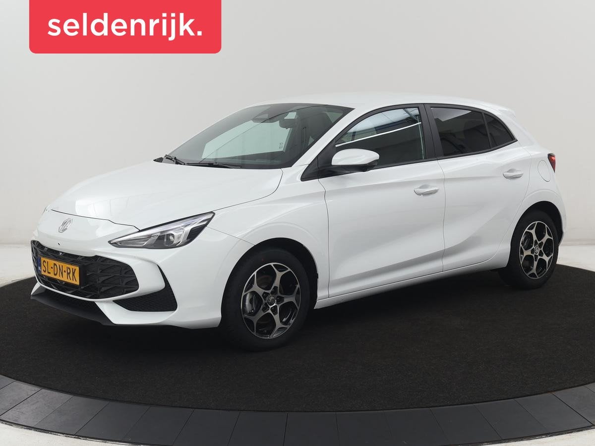 MG 3 1.5 Hybrid+ Luxury | Navigatie | Stoelverwarming | Keyl, Auto's, Automatische klimaatregeling, 194 pk, 4 cilinders, 2 kWh