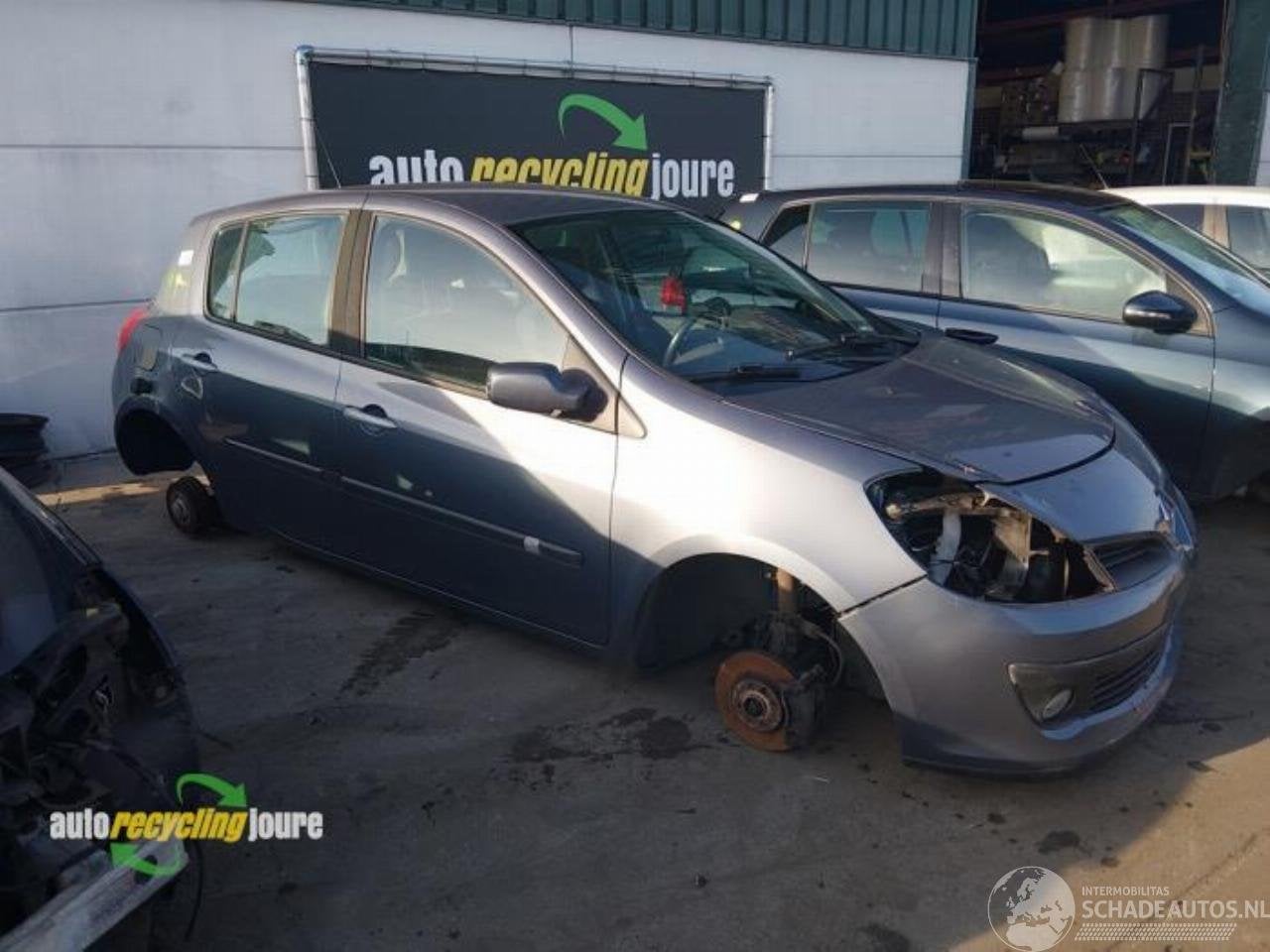Renault Clio III (onderdelen) kleur: TEJ47 donorauto, Renault Deutschland AG, Dialog.deutschland@renault.de, Peter-Huppertz-Straße 5 ,51063, Köln, Deutschland