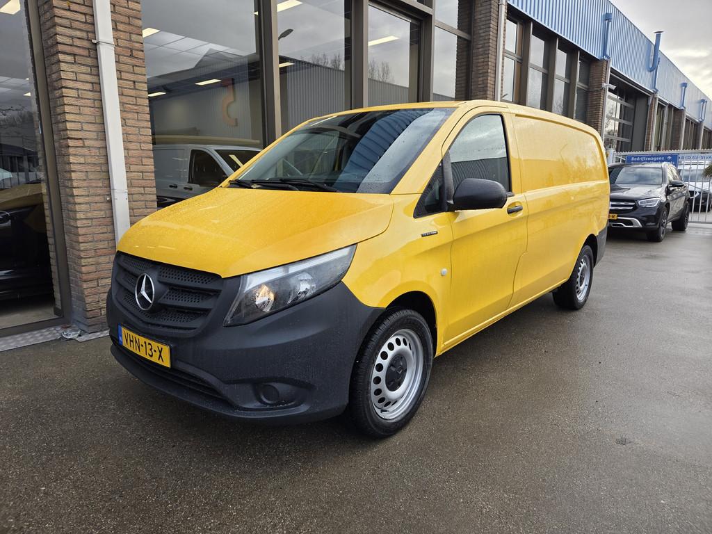 Mercedes-Benz eVito eVito Lang 41 kWh Airco Achteruitrijcame, Auto's, Stof, Gebruikt, Zwart, 134 km