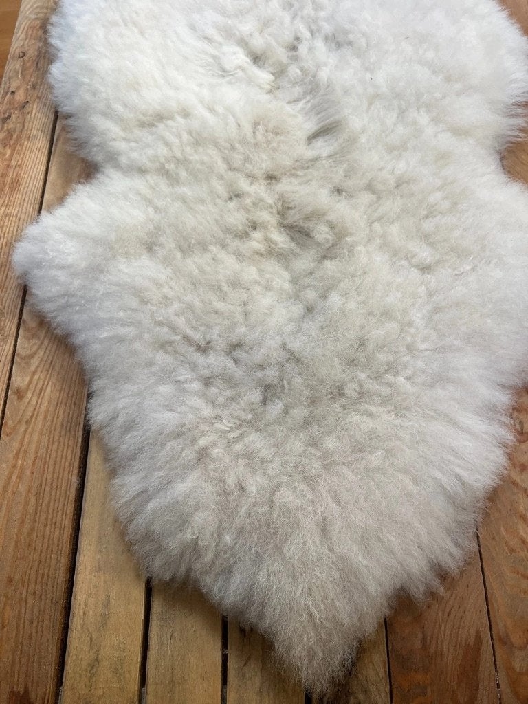 Natuurlijke schapenvacht 105/52 cm, Ophalen of Verzenden, Wit, DJT De Juiste Toon, Mon Plaisir 19, 4879 AK Etten-Leur, Netherlands