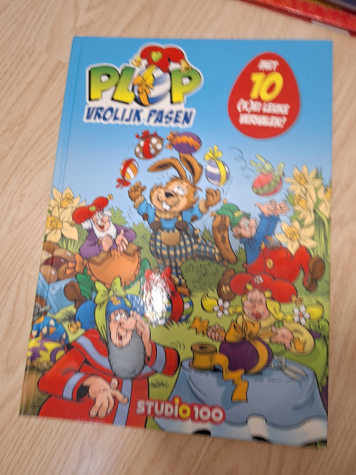 Plop Vrolijk Pasen - Studio 100 kinderboek, Boeken, Ophalen of Verzenden, Gelezen, Studio 100, Sprookjes