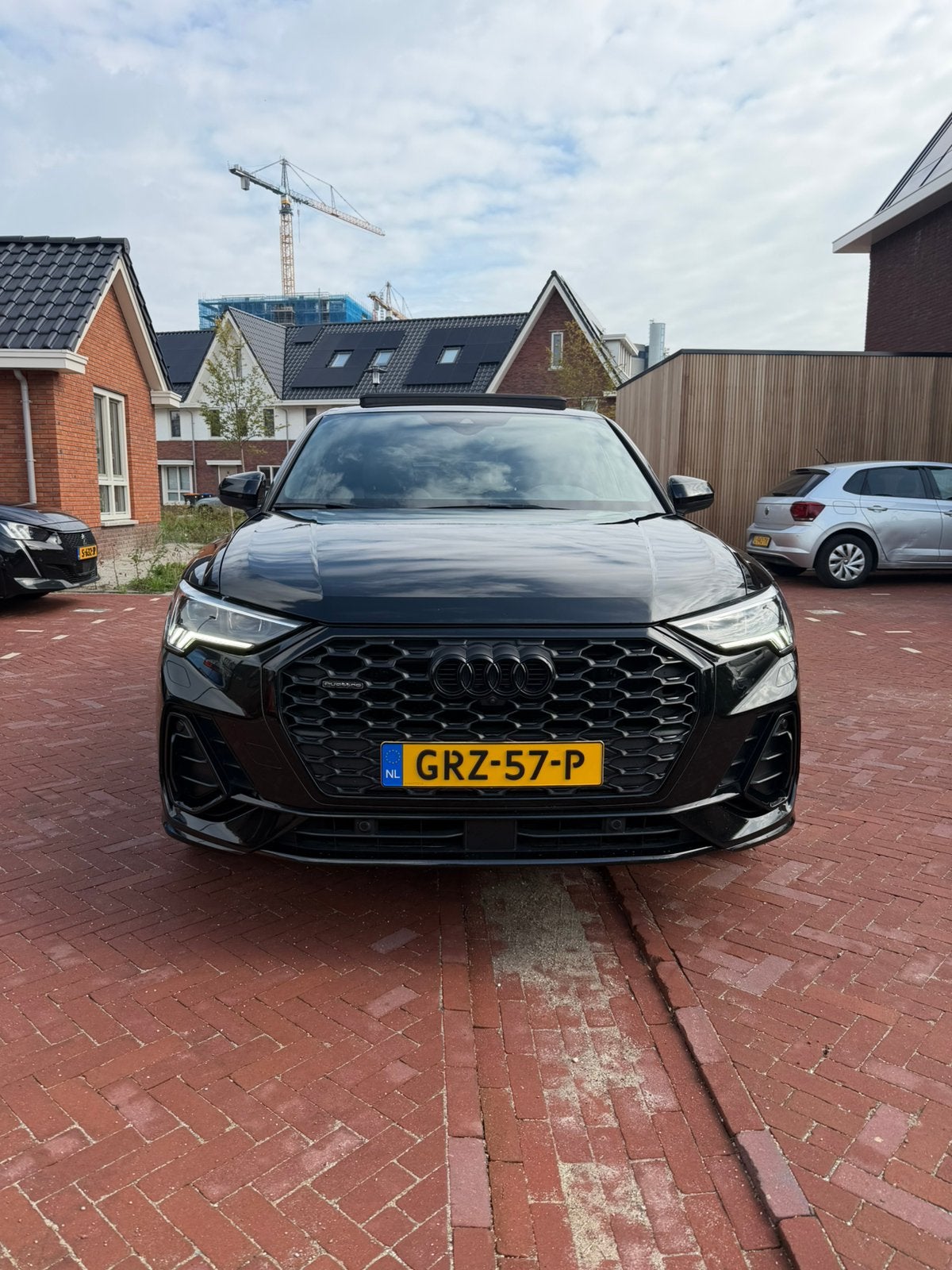 Audi Q3 45 Tfsi 230pk S Tronic Quattro 2020 black edition, Zwart, 4 cilinders, 1984 cc, Parkeerassistent