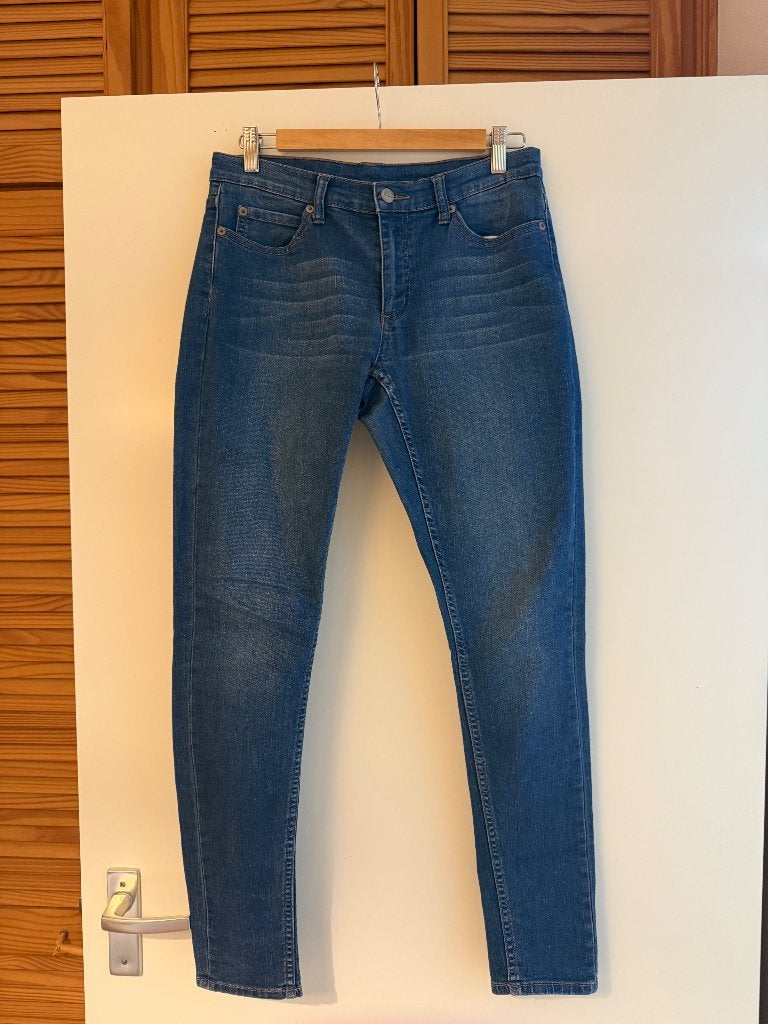 Dames spijkerbroek maat wijdte 29/30, Blauw, Ophalen of Verzenden, W28 - W29 (confectie 36), Gedragen