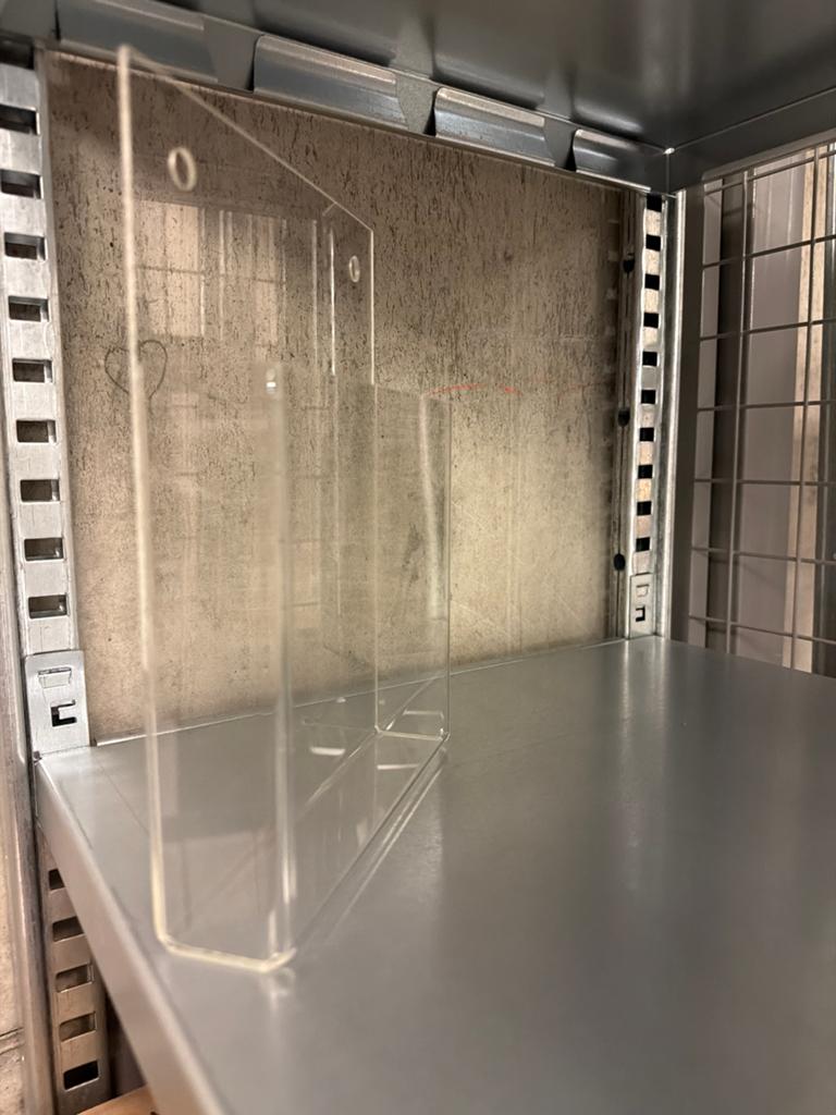 Meer dan 60 stuks transparante folderhouders, Boeken, Ophalen of Verzenden