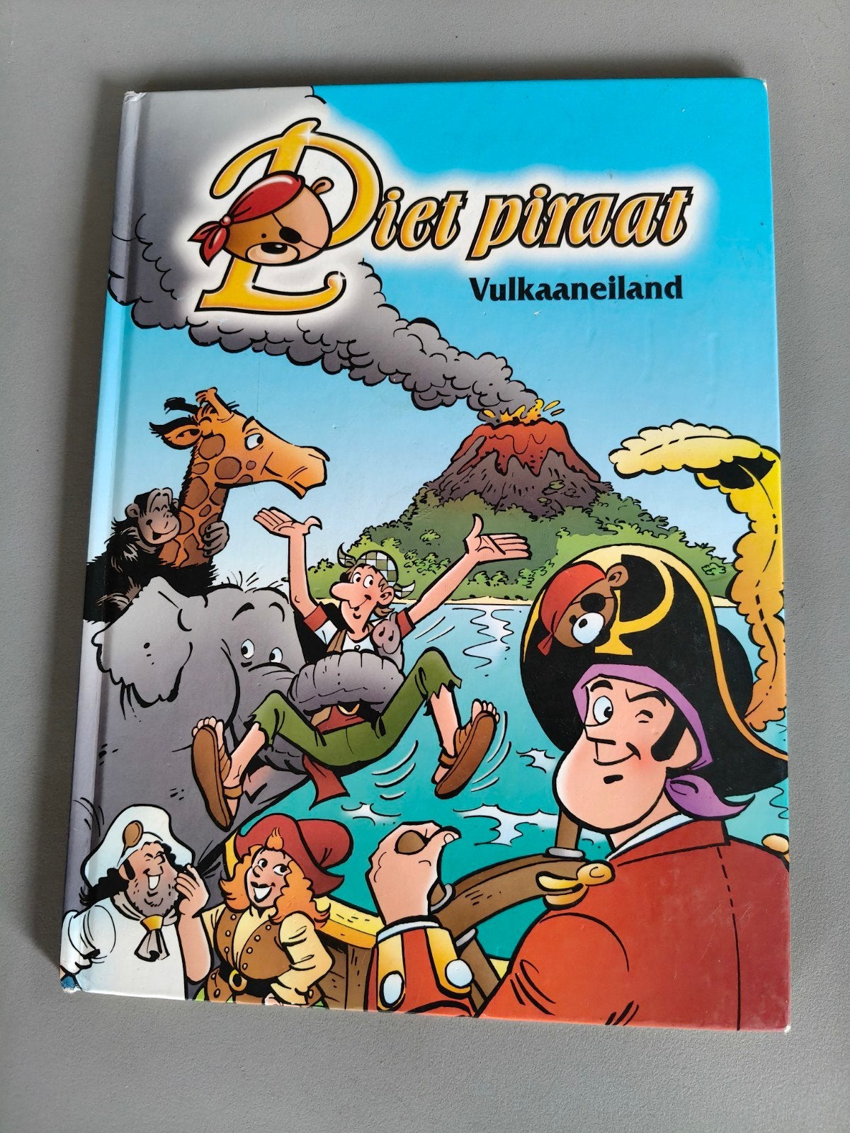 Piet Piraat - Vulkaaneiland (Stripboek), Ophalen of Verzenden