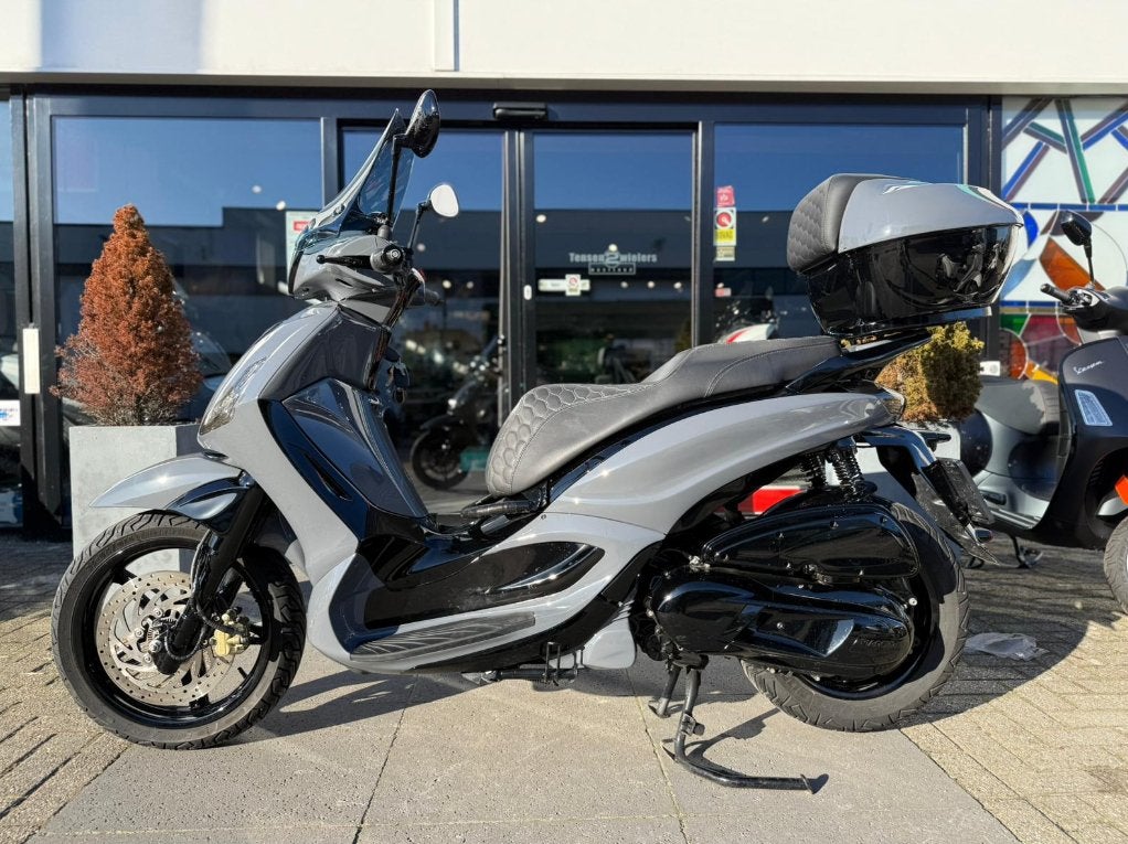 Piaggio Beverly 350cc custom, Motoren, Niet ingevuld, Scooter, Bedrijf, Niet ingevuld